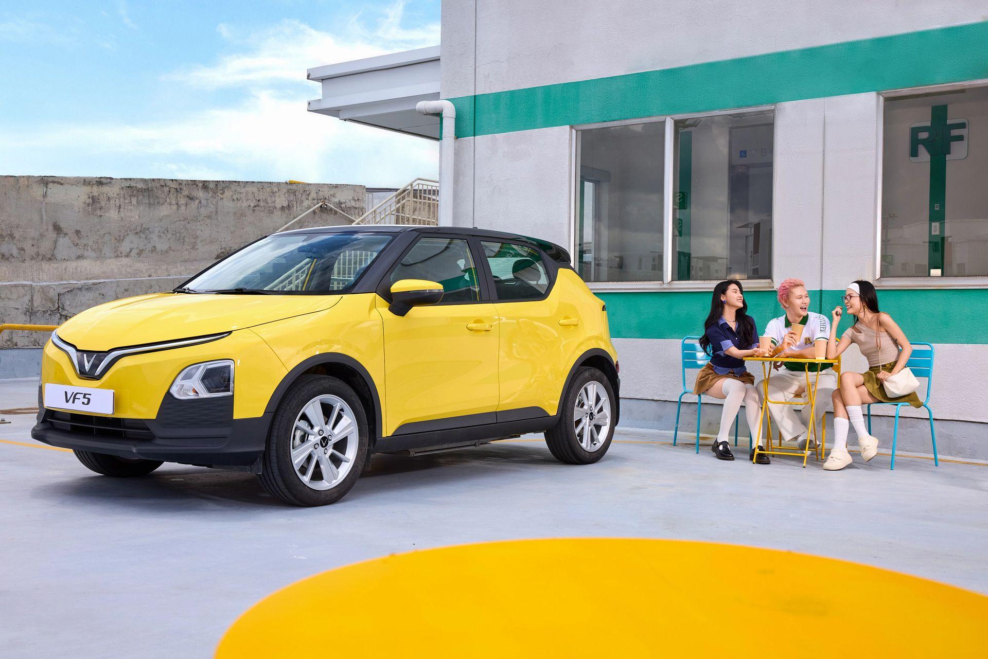 VF 5 và Herio Green bàn giao tổng cộng 2.472 xe trong tháng 9.